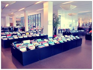 secteur jeunesse dans une médiathèque